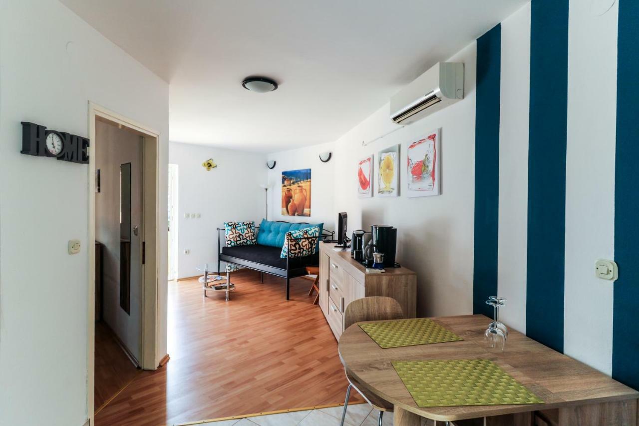 Waimarie Apartment Fazana Exterior photo